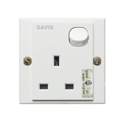 davis 13a switched socket